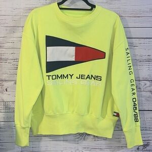 Tommy Hilfiger Jeans 90s Sailing Capsule Flag Logo Sweatshirt